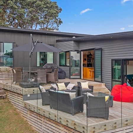 R And R At Robertson - Raglan Holiday Home Εξωτερικό φωτογραφία